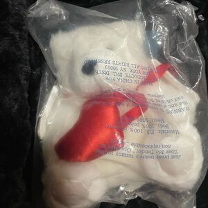 New/ Vintage Avon Kissing Cupid Teddy Bear 1997 Plays "Love Me Tender" Valentine